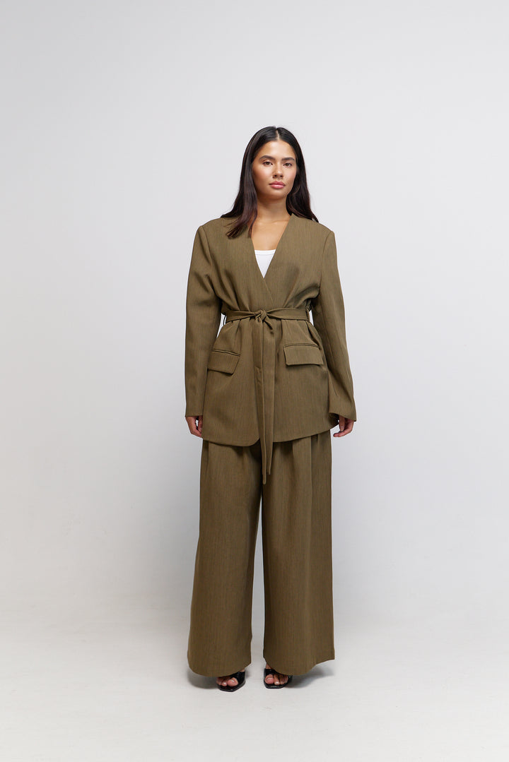 Warm Brown Formal Suite