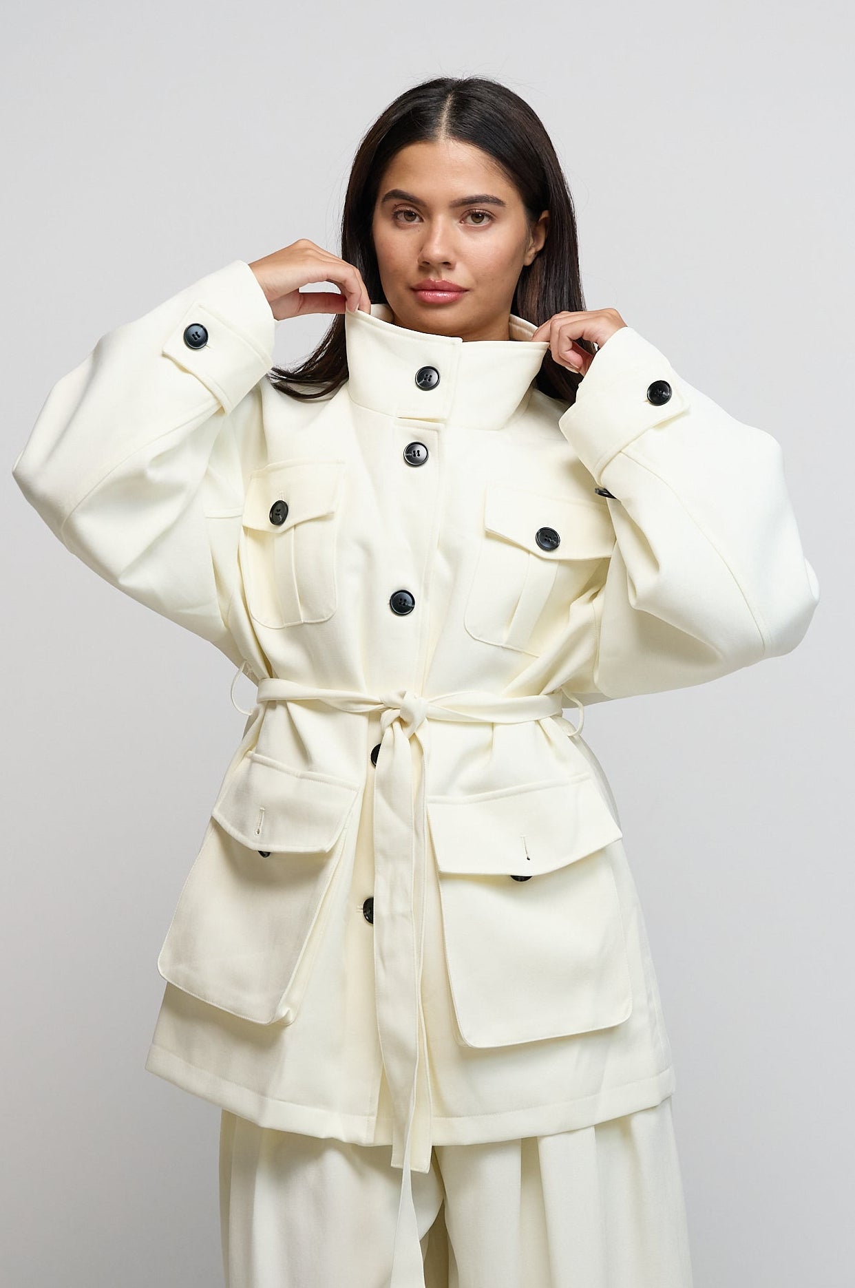 White Cargo Set