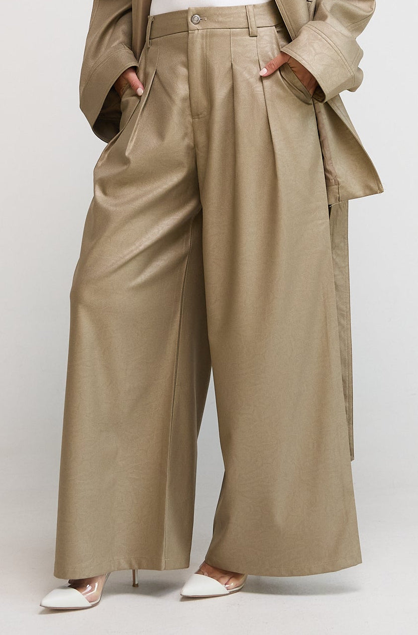 Beige  Leather Finish Set