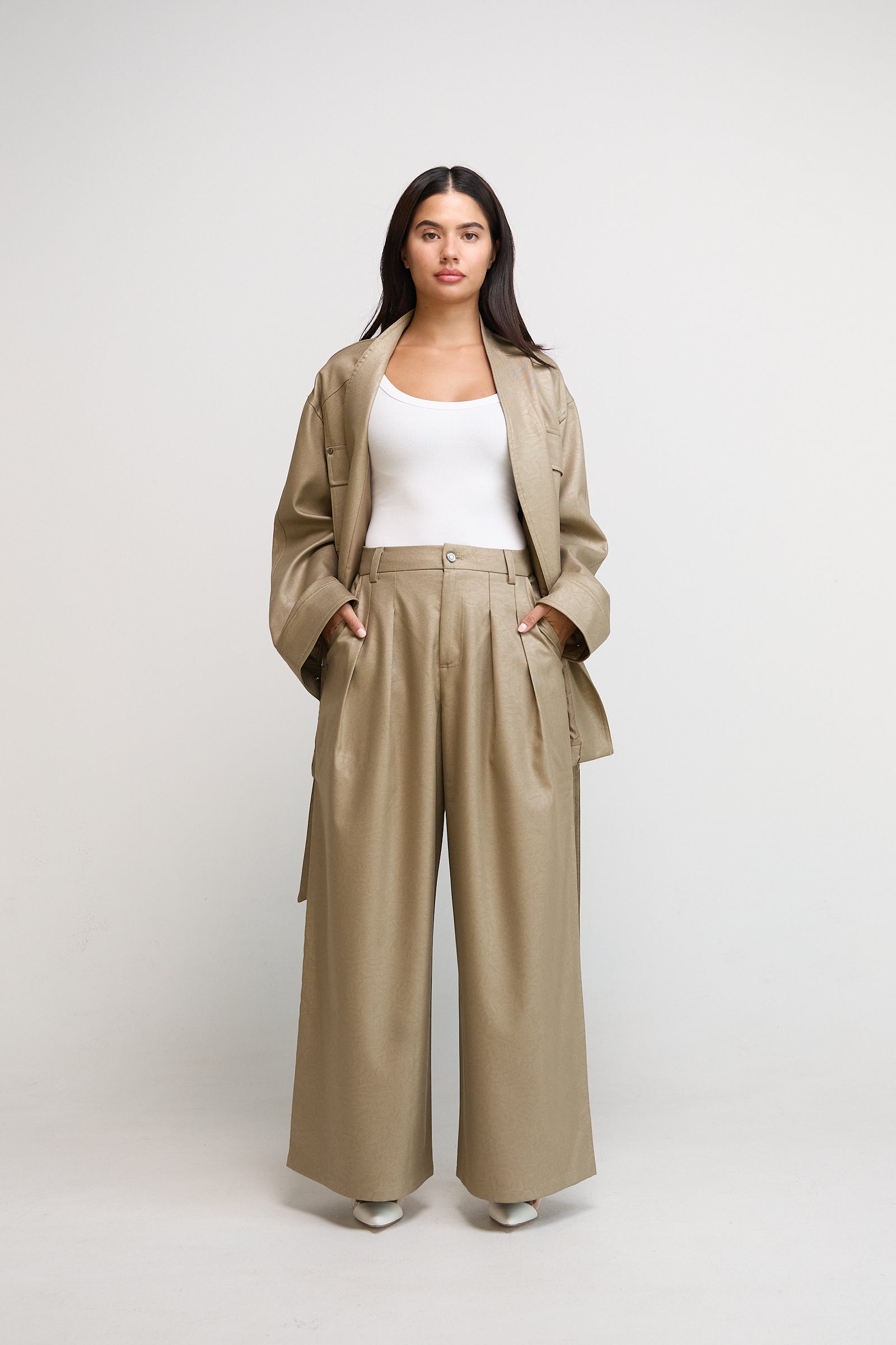 Beige  Leather Finish Set